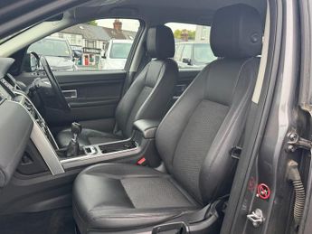 Land Rover Discovery Sport 2.0 TD4 SE Tech SUV 5dr Diesel Manual 4WD Euro 6 (s/s) (180 ps)