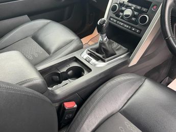 Land Rover Discovery Sport 2.0 TD4 SE Tech SUV 5dr Diesel Manual 4WD Euro 6 (s/s) (180 ps)