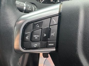 Land Rover Discovery Sport 2.0 TD4 SE Tech SUV 5dr Diesel Manual 4WD Euro 6 (s/s) (180 ps)