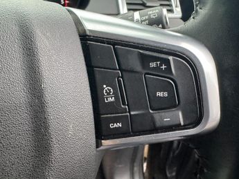 Land Rover Discovery Sport 2.0 TD4 SE Tech SUV 5dr Diesel Manual 4WD Euro 6 (s/s) (180 ps)