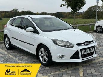 Ford Focus 1.6 Zetec Powershift Euro 5 5dr