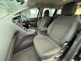 Peugeot 5008 1.6 e-HDi Active EGC Euro 5 (s/s) 5dr