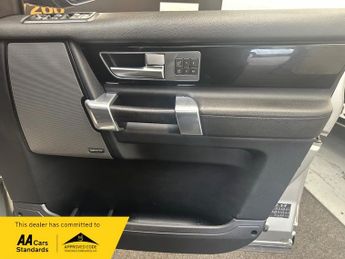 Land Rover Discovery SDV6 HSE