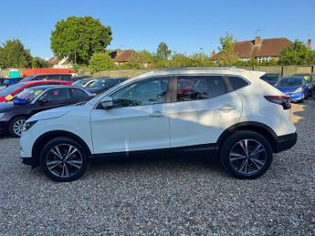 Nissan Qashqai 1.3 DiG-T 160 [157] N-Connecta 5dr DCT Glass Roof Euro 6