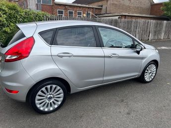 Ford Fiesta TITANIUM
