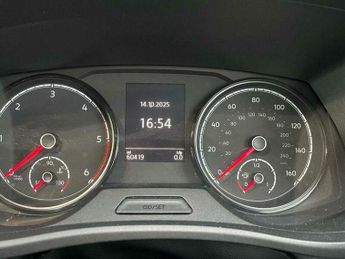 Volkswagen Transporter Shuttle 2.0 TDI SE DSG SWB Euro 6 (s/s) 5dr