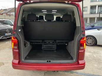 Volkswagen Transporter Shuttle 2.0 TDI SE DSG SWB Euro 6 (s/s) 5dr