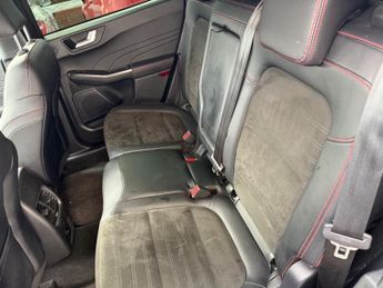 Ford Kuga ST-LINE X EDITION