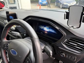 Ford Kuga ST-LINE X EDITION