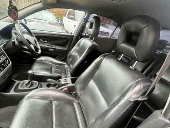 Mitsubishi Carisma 1.9 TD Elegance 5dr