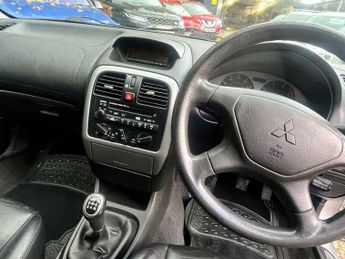 Mitsubishi Carisma 1.9 TD Elegance 5dr