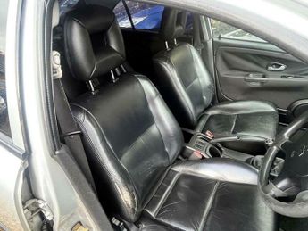 Mitsubishi Carisma 1.9 TD Elegance 5dr