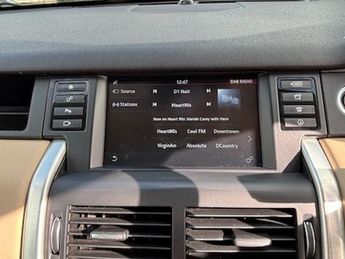 Land Rover Discovery Sport TD4 HSE -PANORAMIC ROOF-7 SEATER-SAT NAVIGATION-HEATED SEATS-PAR