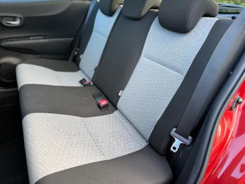 Toyota Yaris 1.33 Dual VVT-i T Spirit Hatchback 5dr Petrol Multidrive S Euro 