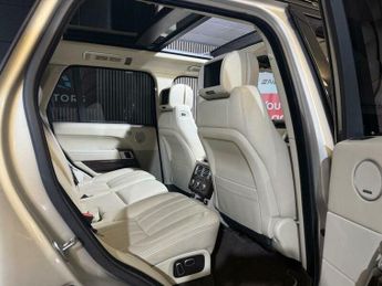 Land Rover Range Rover 4.4 SD V8 Autobiography Auto 4WD Euro 5 5dr