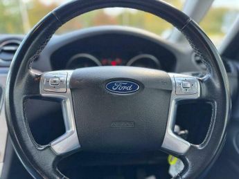 Ford Galaxy 2.0 TDCi Zetec MPV 5dr Diesel Powershift Euro 5 (140 ps)