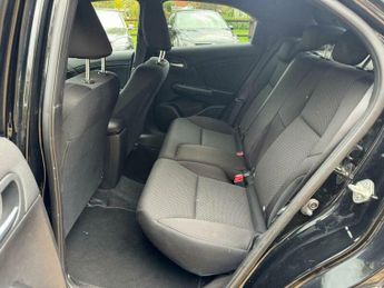 Honda Civic 1.8 i-VTEC Sport (Navi) Auto Euro 6 5dr
