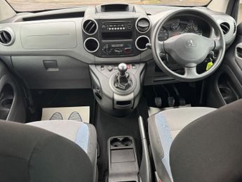 Peugeot Partner Tepee 1.2 PureTech Active MPV 5dr Petrol Manual Euro 6 (s/s) (110 ps)