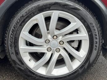Land Rover Discovery 2.0 SD4 HSE SUV 5dr Diesel Auto 4WD Euro 6 (s/s) (240 ps)