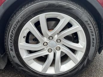 Land Rover Discovery 2.0 SD4 HSE SUV 5dr Diesel Auto 4WD Euro 6 (s/s) (240 ps)