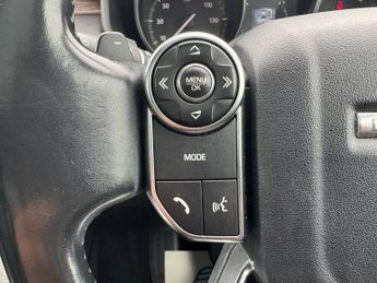 Land Rover Discovery 2.0 SD4 HSE SUV 5dr Diesel Auto 4WD Euro 6 (s/s) (240 ps)