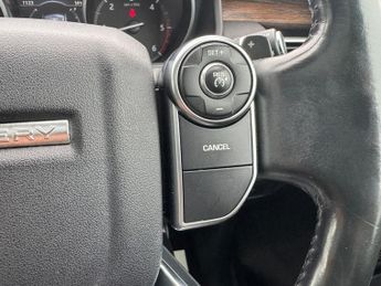 Land Rover Discovery 2.0 SD4 HSE SUV 5dr Diesel Auto 4WD Euro 6 (s/s) (240 ps)