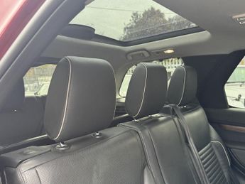 Land Rover Discovery 2.0 SD4 HSE SUV 5dr Diesel Auto 4WD Euro 6 (s/s) (240 ps)