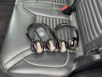 Land Rover Discovery 2.0 SD4 HSE SUV 5dr Diesel Auto 4WD Euro 6 (s/s) (240 ps)