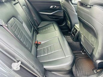 BMW 3 SERIES 320i M SPORT