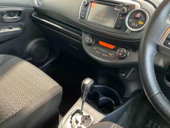 Toyota Yaris 1.33 Dual VVT-i Icon Plus Multidrive S Euro 5 5dr