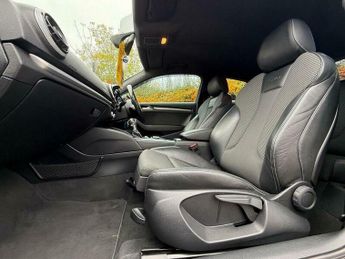 Audi A3 2.0 TDI S line S Tronic quattro Euro 6 (s/s) 3dr (Nav)
