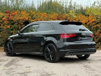Audi A3 2.0 TDI S line S Tronic quattro Euro 6 (s/s) 3dr (Nav)