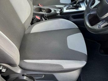 Ford Focus 1.6 Zetec S Powershift Euro 5 5dr 123BHP