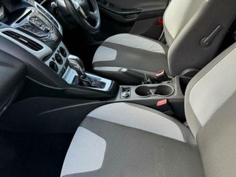 Ford Focus 1.6 Zetec S Powershift Euro 5 5dr 123BHP
