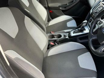 Ford Focus 1.6 Zetec S Powershift Euro 5 5dr 123BHP