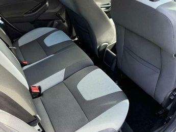 Ford Focus 1.6 Zetec S Powershift Euro 5 5dr 123BHP