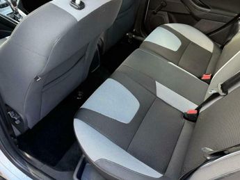 Ford Focus 1.6 Zetec S Powershift Euro 5 5dr 123BHP