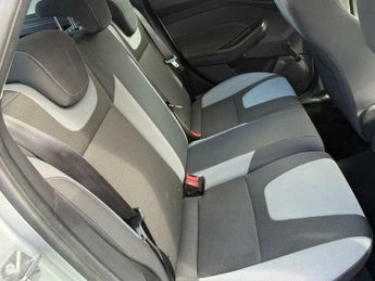 Ford Focus 1.6 Zetec S Powershift Euro 5 5dr 123BHP