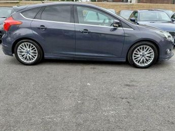 Ford Focus 1.6 Zetec S Powershift Euro 5 5dr 123BHP