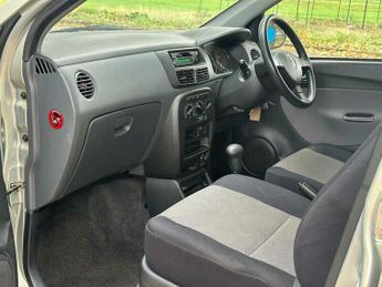 Daihatsu Charade 1.0 SL 5dr