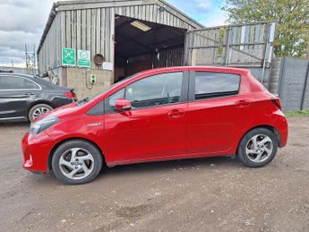 Toyota Yaris 1.5 VVT-h Icon Hatchback 5dr Petrol Hybrid E-CVT Euro 6 (101 ps)