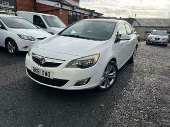 Vauxhall Astra 2.0 CDTi ecoFLEX SRi Euro 5 (s/s) 5dr