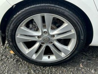 Vauxhall Astra 2.0 CDTi ecoFLEX SRi Euro 5 (s/s) 5dr