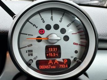 MINI Hatch 1.6 Cooper Steptronic Euro 5 3dr