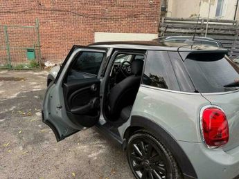 MINI Hatch 1.5 Cooper Classic Steptronic Euro 6 (s/s) 5dr