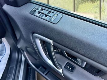 Land Rover Discovery Sport TD4 HSE