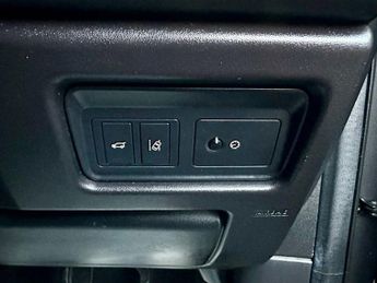 Land Rover Discovery Sport TD4 HSE