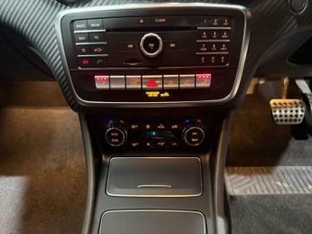 Mercedes-Benz A Class 2.1 A200d AMG Line (Premium) 7G-DCT Euro 6 (s/s) 5dr