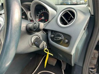 Ford Fiesta TITANIUM