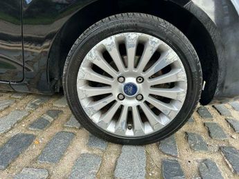 Ford Fiesta TITANIUM